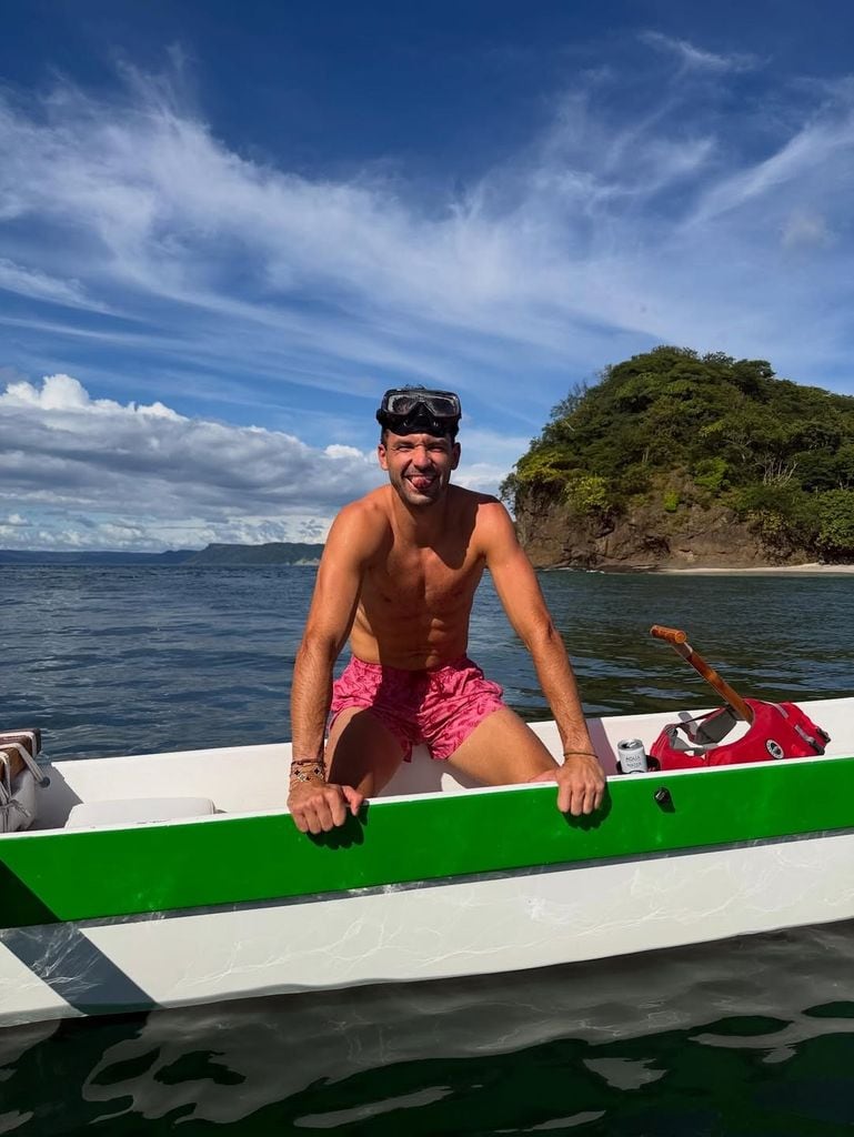 Eiza captó esta divertida imagen de su novio.