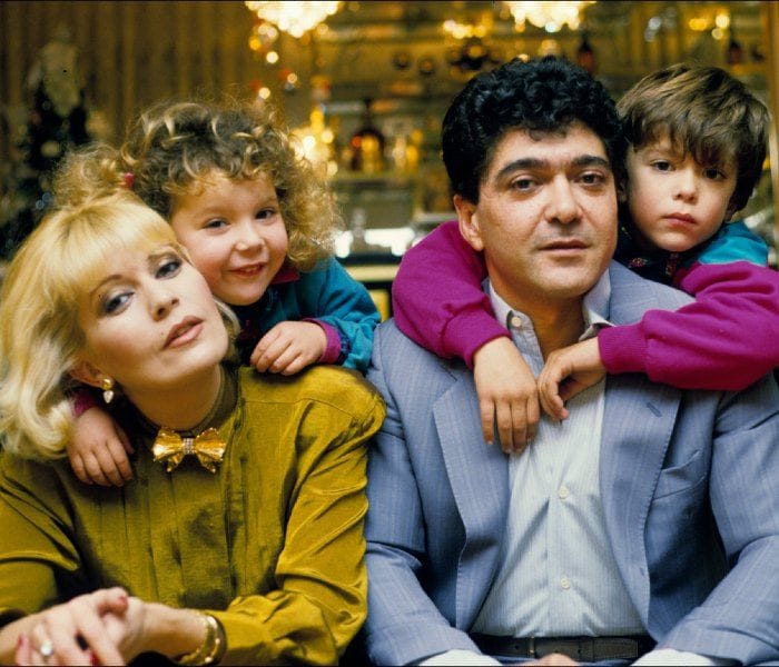 Bárbara Rey y Ángel Cristo junto a sus dos hijos 