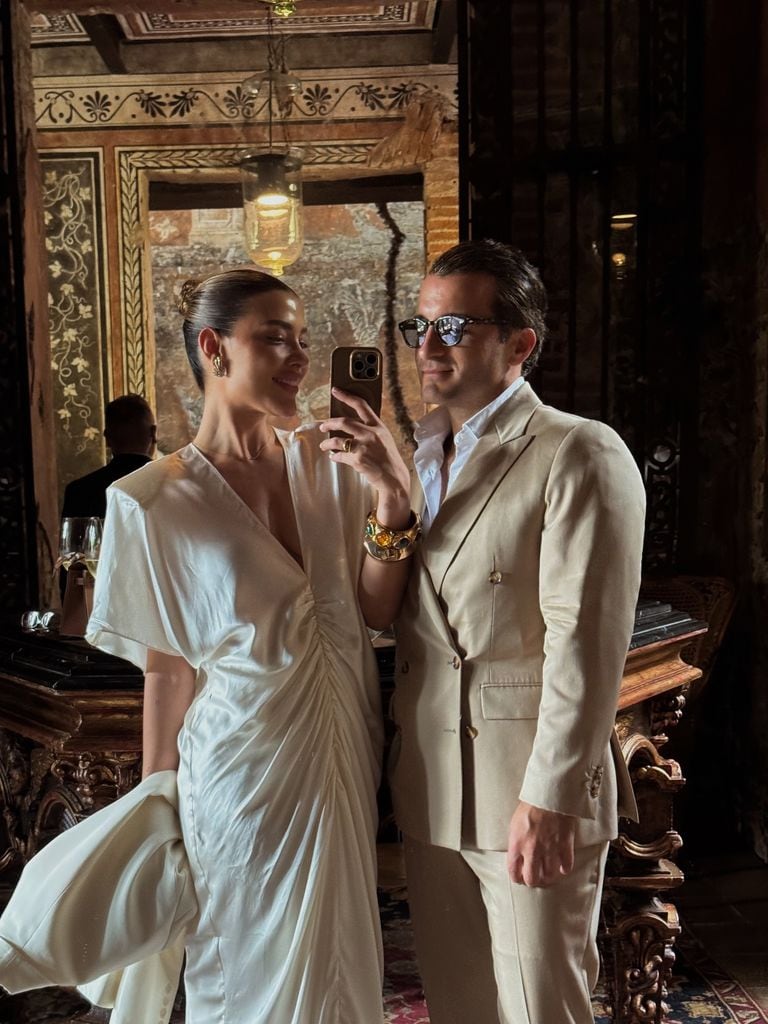Michelle Salas y su esposo disfrutaron de la exclusiva fiesta de Salinas Pliego