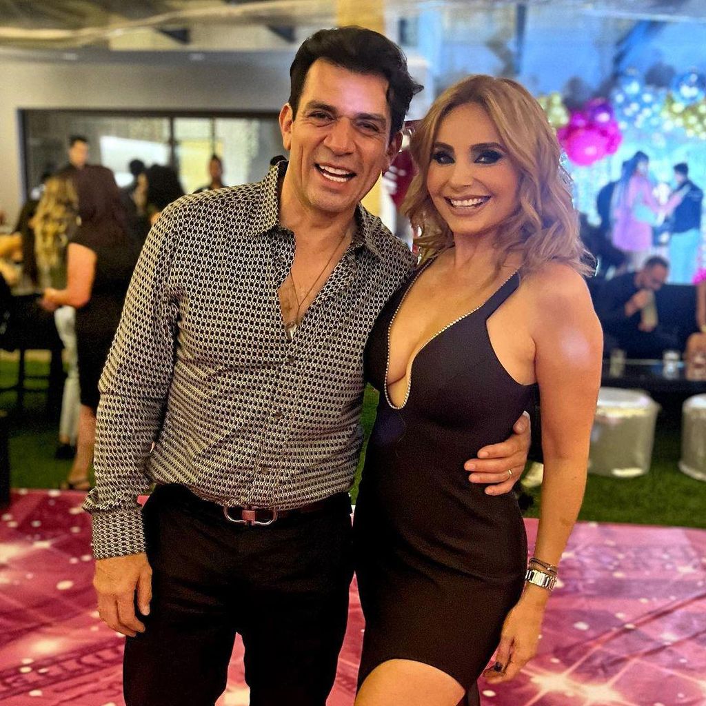 elizabeth lvarez y jorge salinas