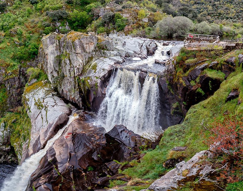 pozo-de-los-humos-salamanca-cascada