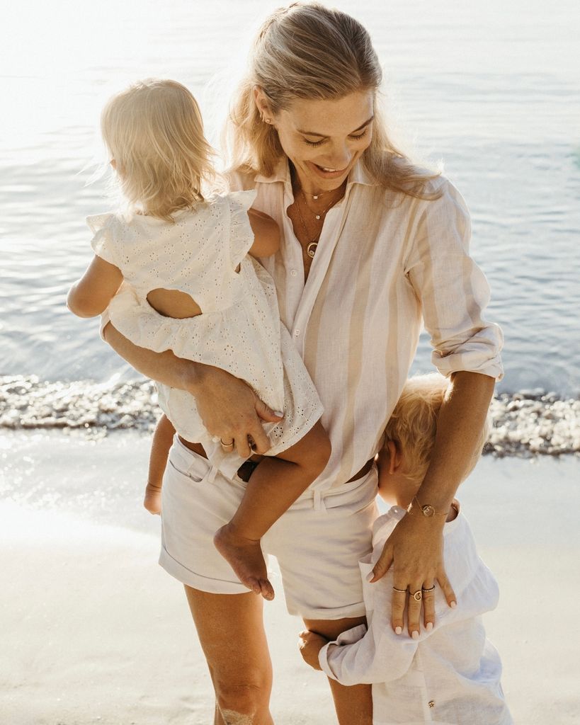 Chelsy con sus dos hijos mayores: Leo y Chloé