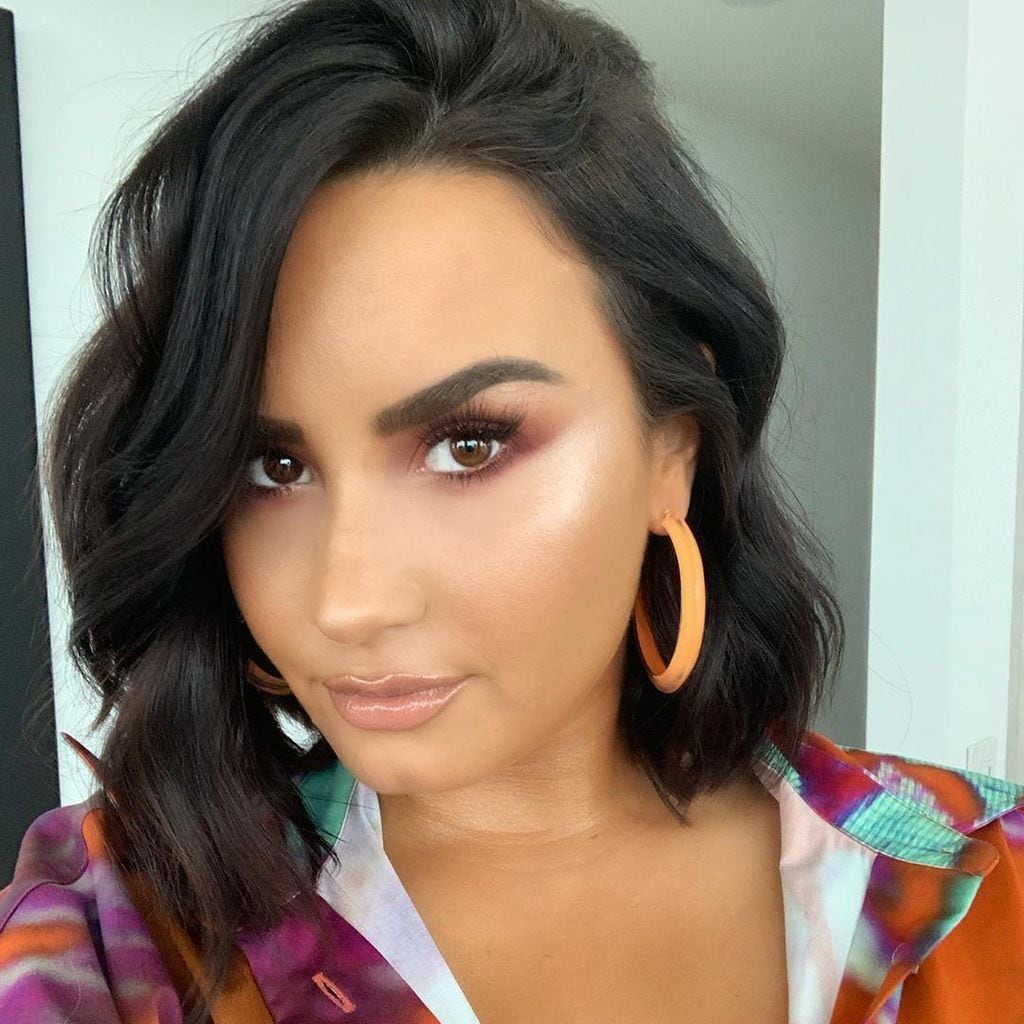 a demi lovato le gustan tambi n en acr lico