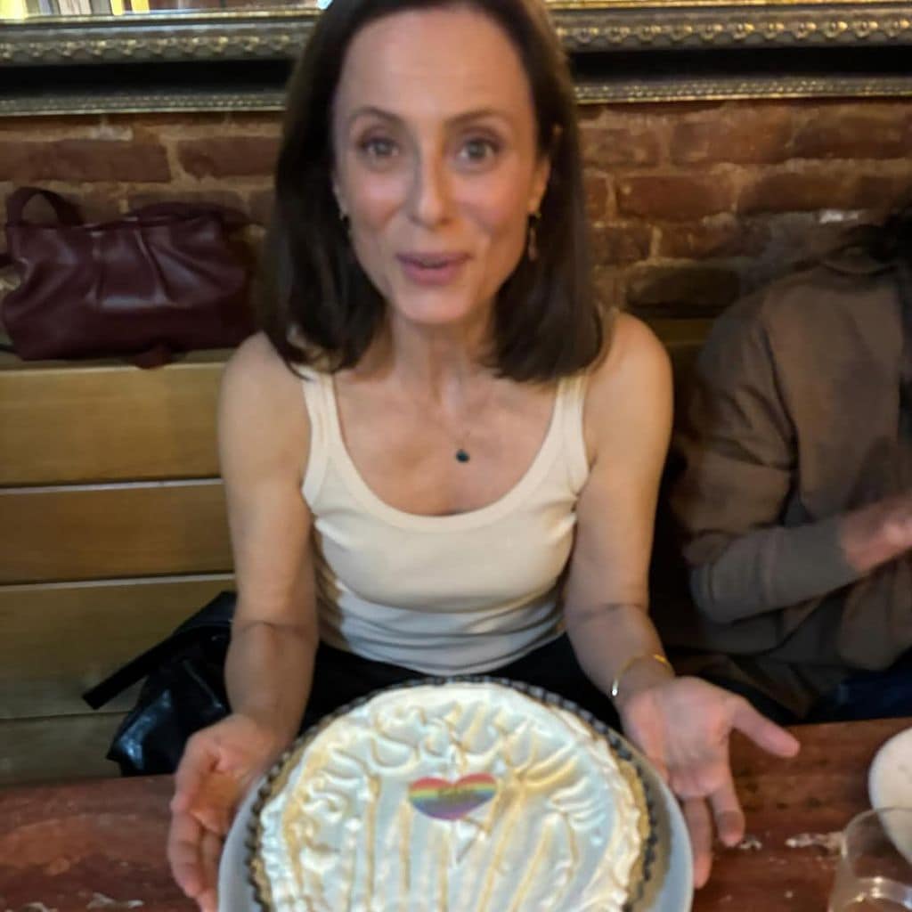 Aitana preparada para soplar las velas