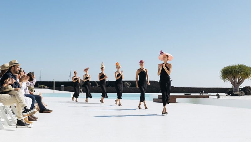 Hablamos con tres grandes diseñadores españoles sobre artesanía en Lanzarote Fashion Weekend 2023