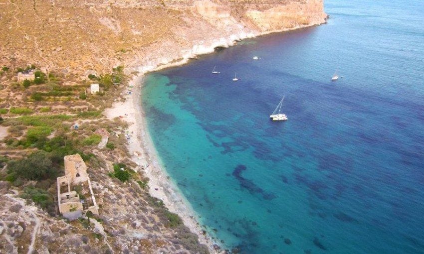 Vista aérea de la cala de San Pedro.
