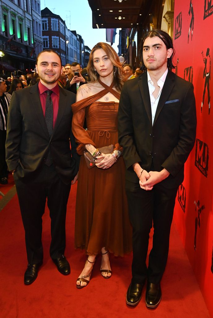 Prince Jackson, Paris Jackson y Bigi 'Blanket' Jackson 