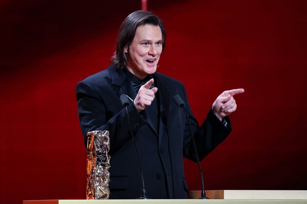 Jim Carrey recoge su galardón honorífico en los Premios César