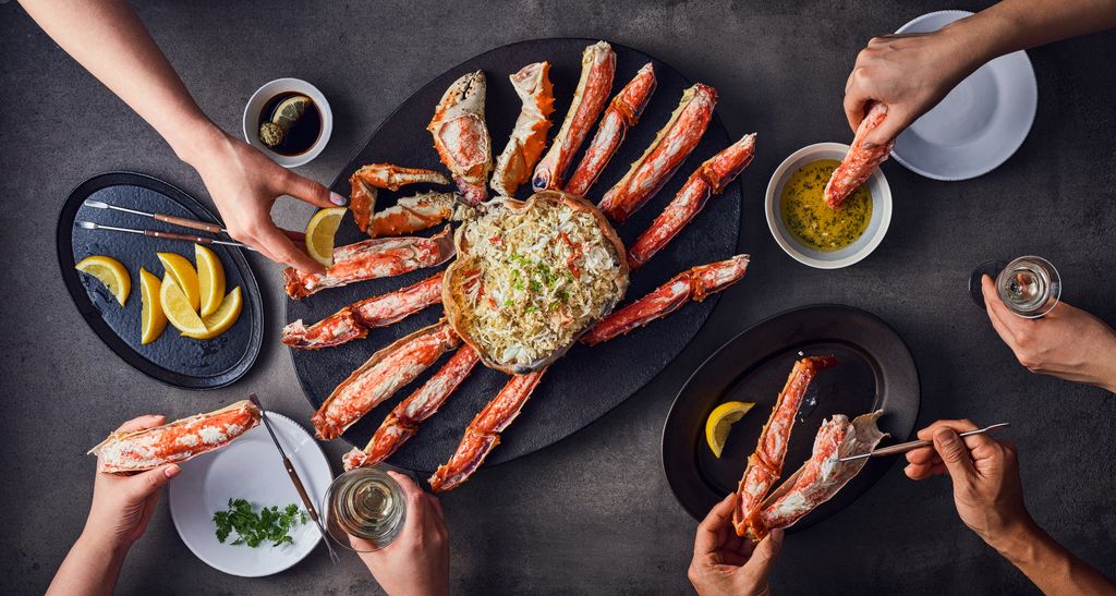 Crustáceos de las cristalinas aguas de Noruega: el guiño perfecto al lujo navide-ño