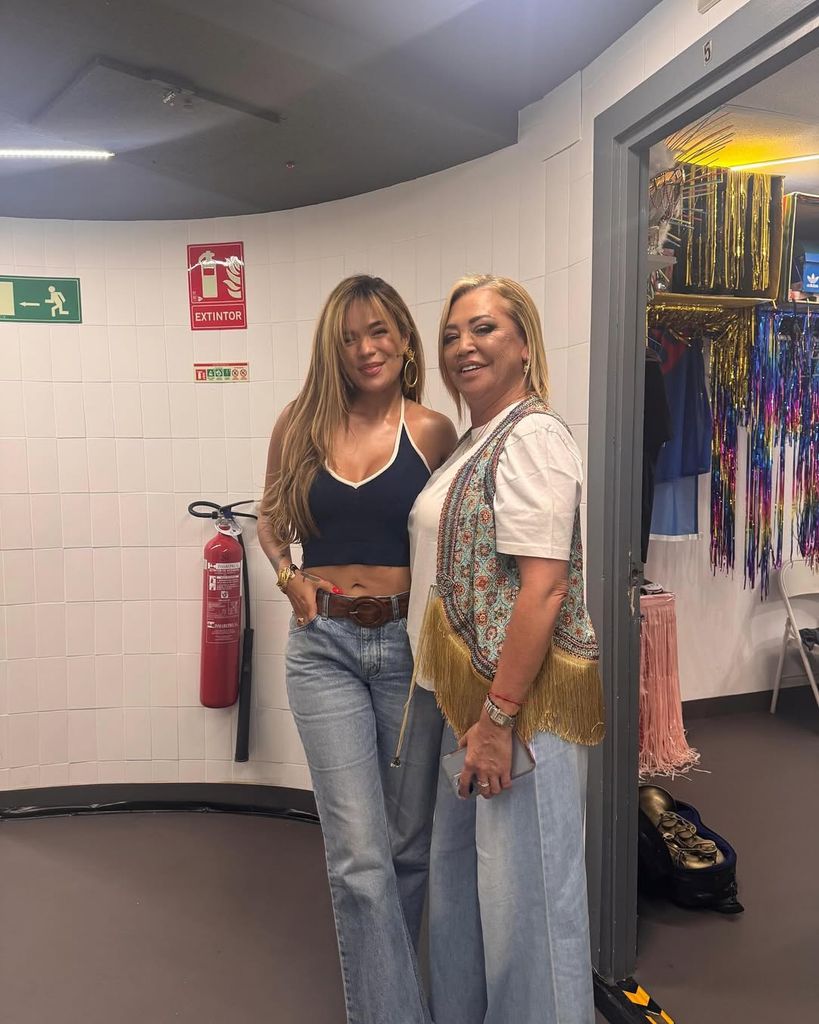 Belén Esteban comparte emocionada su encuentro con Karol G