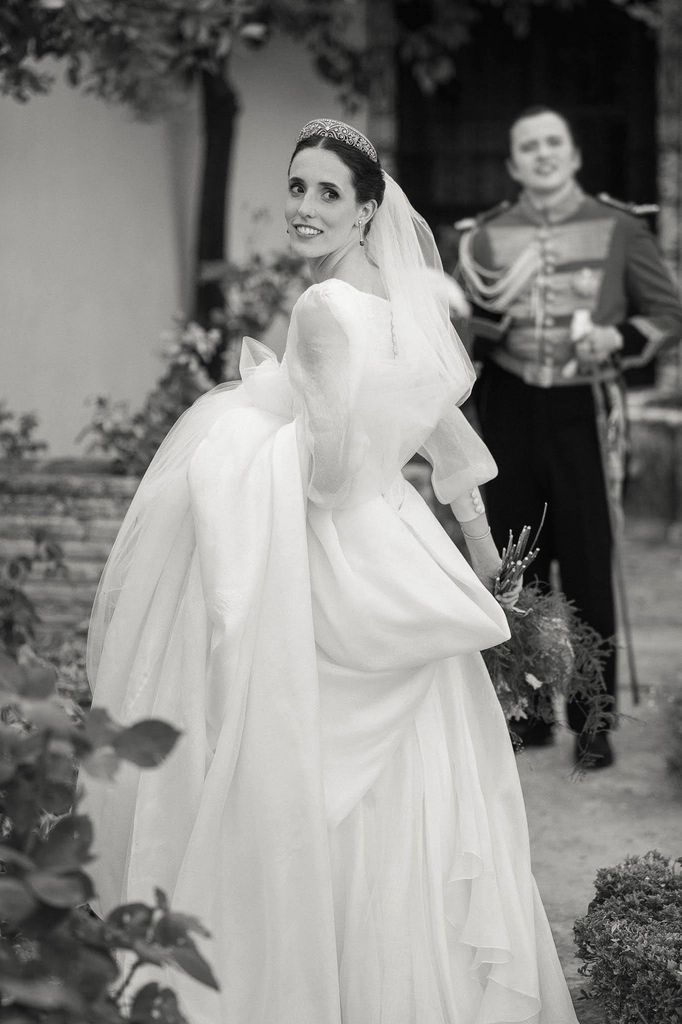 vestido vaporoso de novia