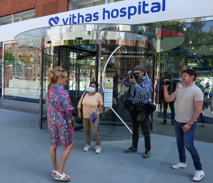 Lydia Lozano entra al hospital para ser operada