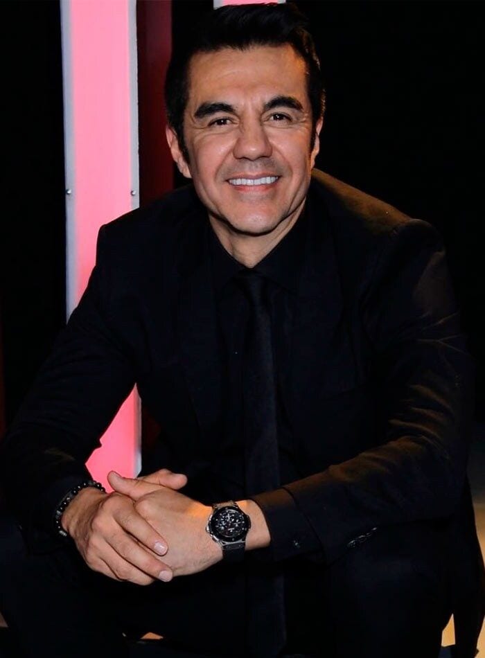 Adrián Uribe