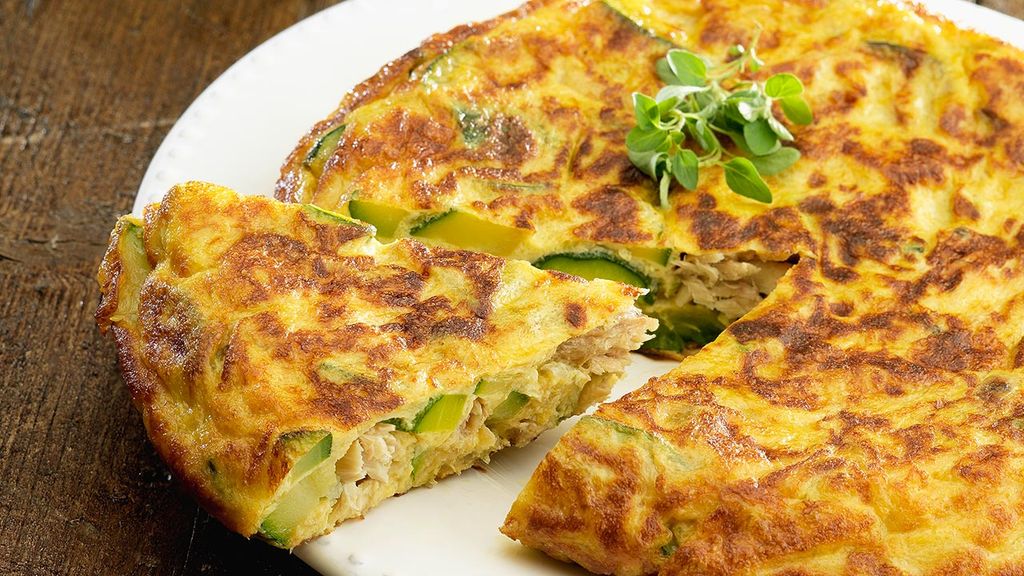 Tortilla de patata, atún y calabacín
