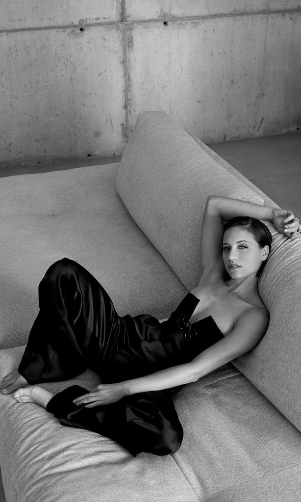 Michelle Jenner FASHION