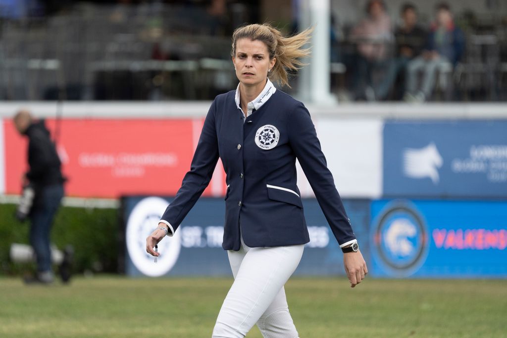Athina Onassis en un campeonato de hípica