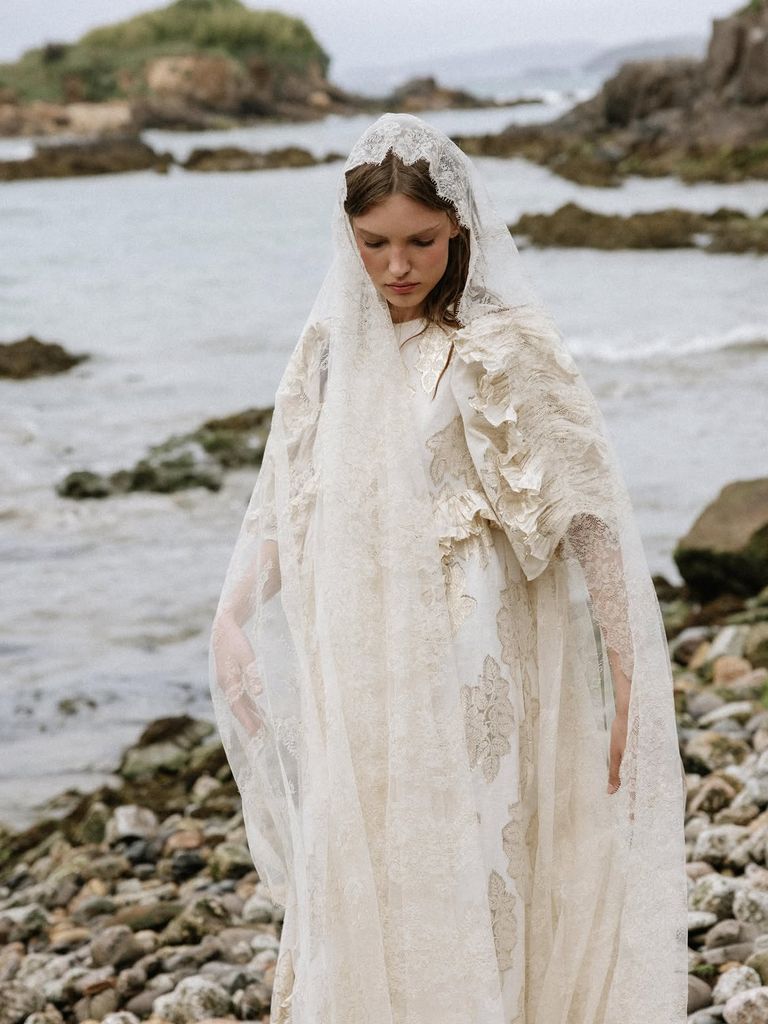 Vestido de novia de Andion Clothing