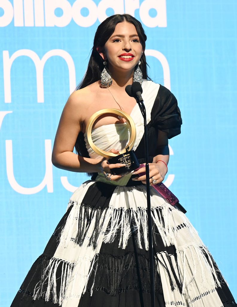 Ángela Aguilar recibió el Premio Revelación durante esta importante cita de la música