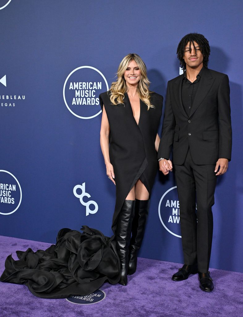 Heidi Klum y Henry Samuel en los AMA's 2025