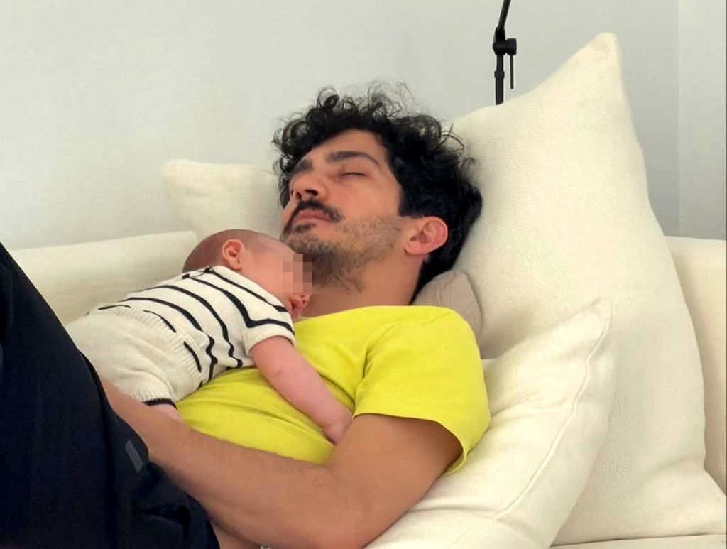 Chino Darín, durmiendo con su niño