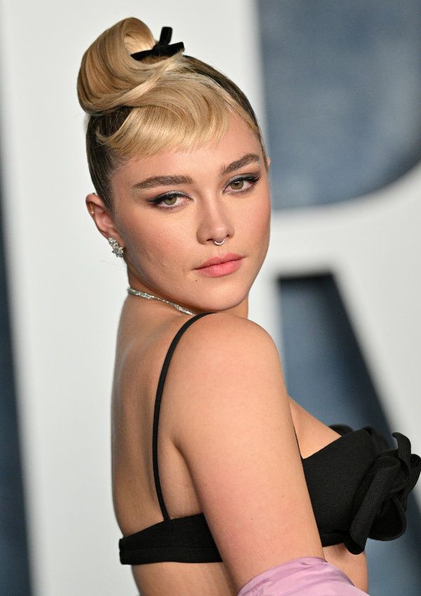 Florence Pugh en los Premios Oscar con 'piercing' septum