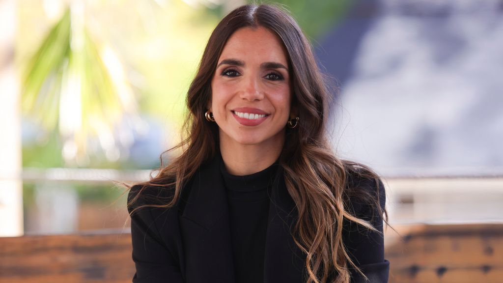Elena Furiase posa sonriente
