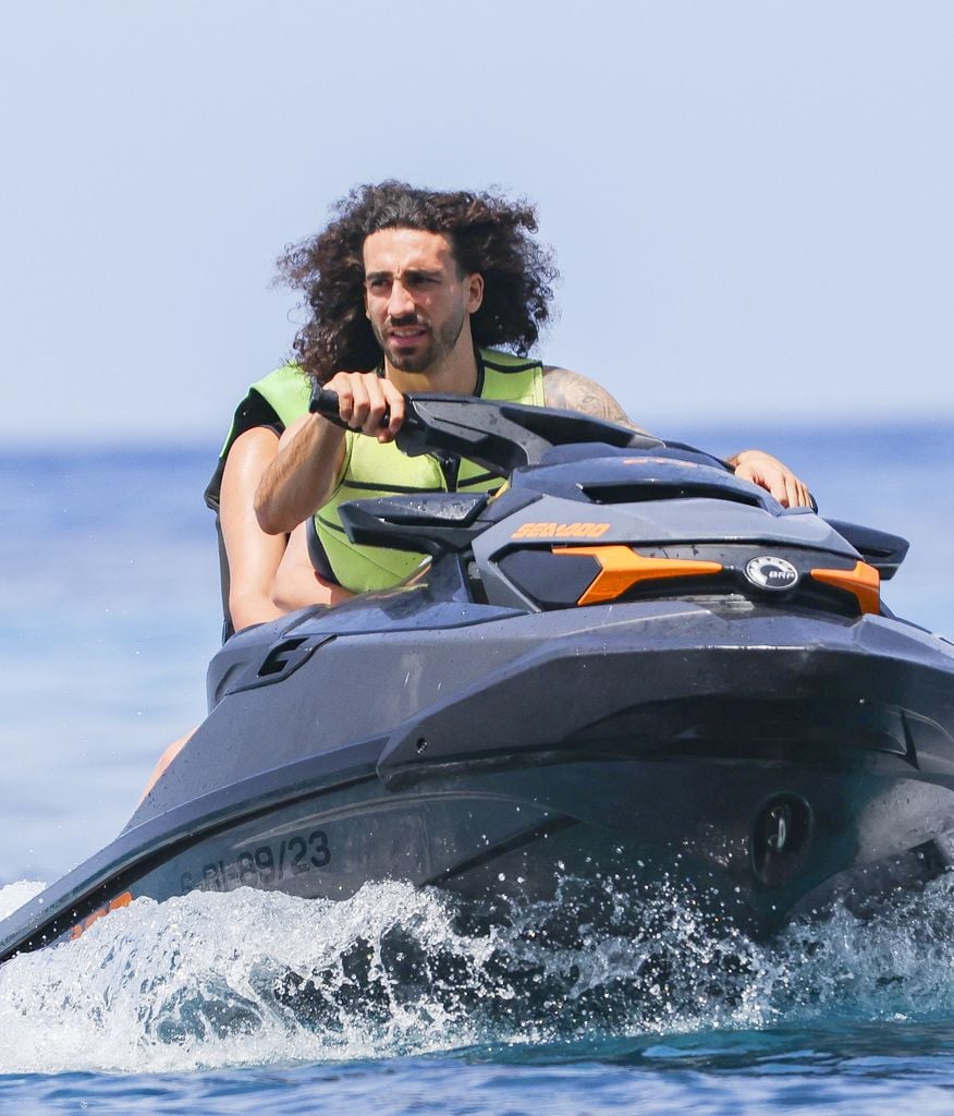Marc Cucurella de vacaciones en Ibiza el 17 de julio de 2024