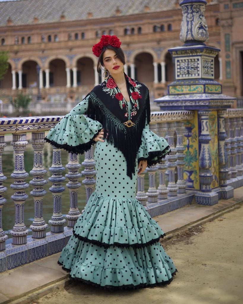 Violeta Mangriñán en la Feria de Abril 2025