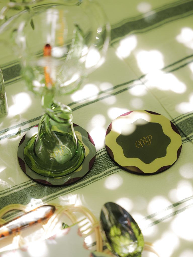 Posavasos personalizados, para los novios y familiares más especiales.