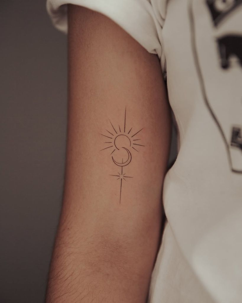 Interesting Tatuajes De Un Sol Y Una Luna Images