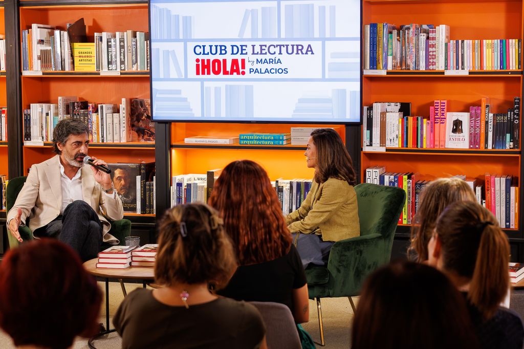 Club de Lectura de ¡HOLA!, un espacio diseñado por María Palacios para desmenuzar los secretos de los libros desde la cercanía y la confianza