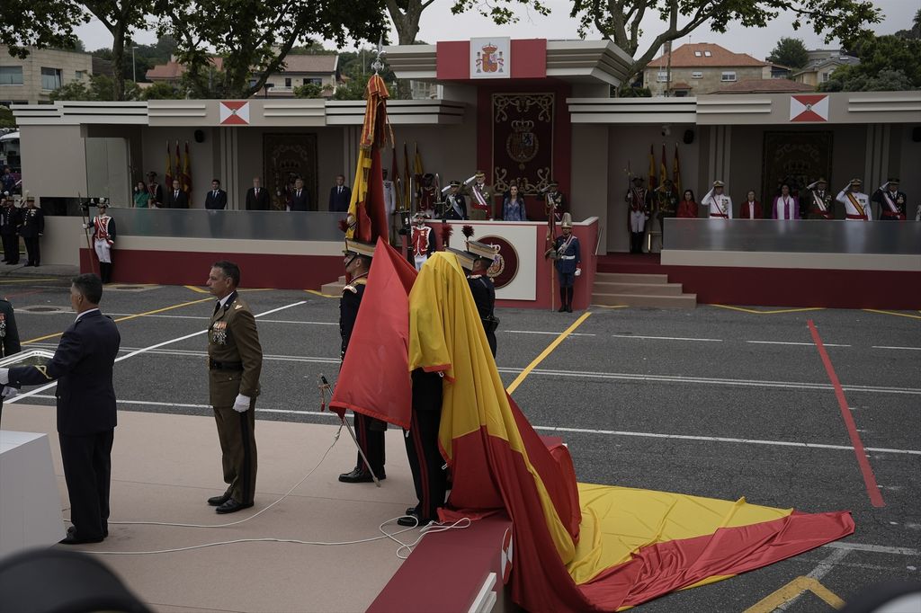 Es la primera vez que la bandera se cae en un acto de estas características
