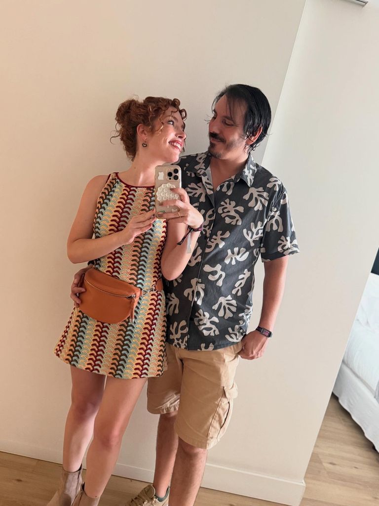 Su pareja y su mayor apoyo en estos momentos, El Chico Bono