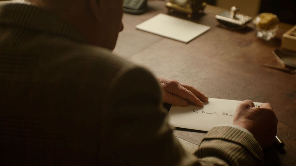 Carlos III se inspira en los clásicos infantiles para felicitar a Attenborough por su 100 cumpleaños