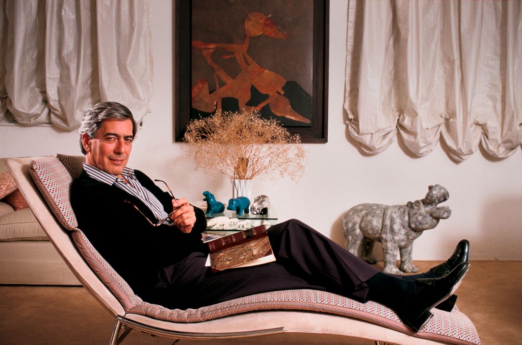  La vida amorosa de Mario Vargas Llosa: de casarse con su tía a dejarlo todo por Isabel Preysler