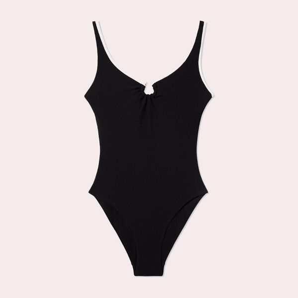 Bañador de mujer con detalle de anilla
