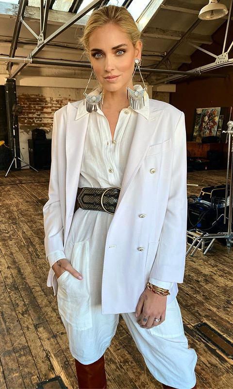 chiara ferragni con blazer