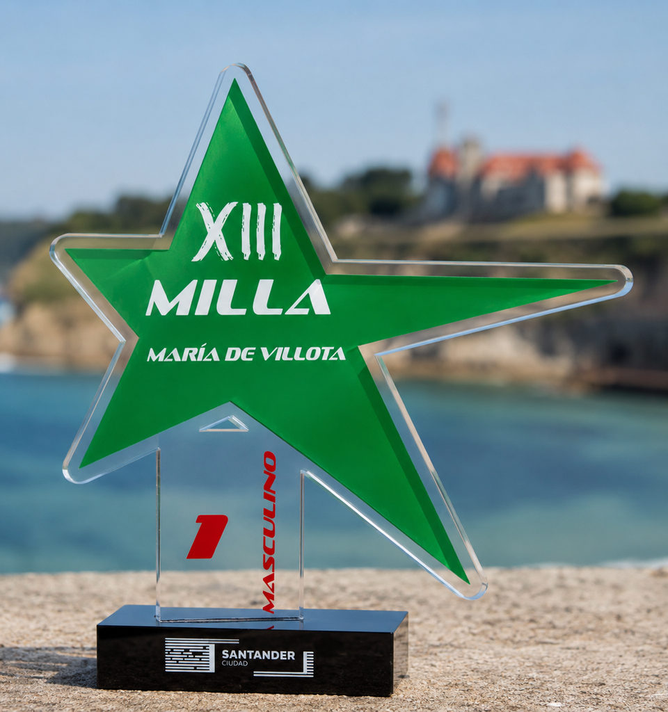 Uno de los trofeos de la Milla María de Villota