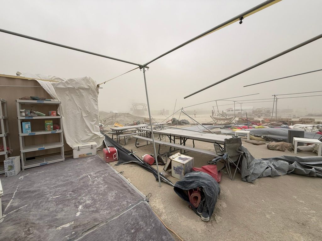 Tormenta de arena en el festival Burning Man 