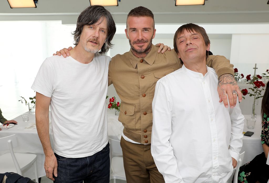 David Beckham junto a John Squire (I) and Mani (D) de The Stone Roses 