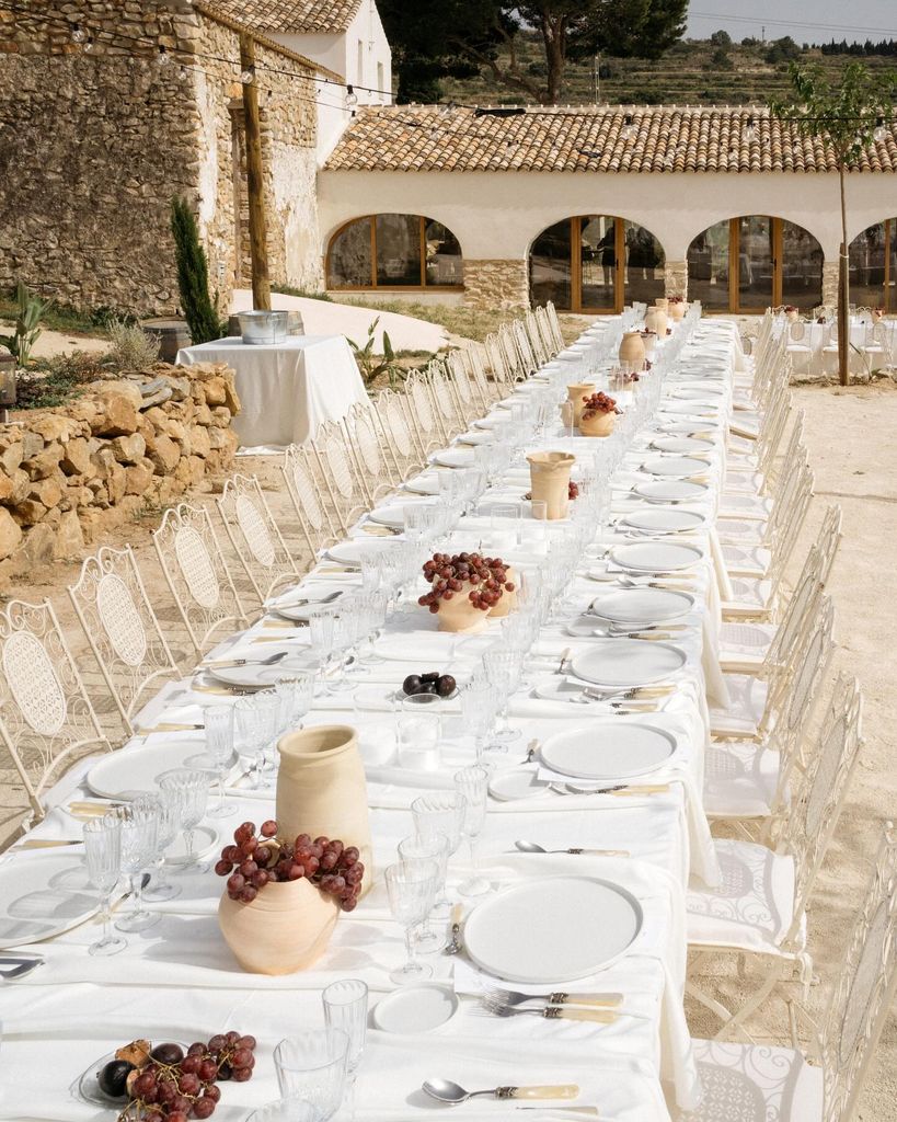 Tendencias gastronomía bodas 2026 family style