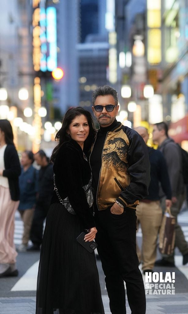 Con cada viaje que hacen en familia, Alessandra Rosaldo y Eugenio Derbez fortalecen su matrimonio.