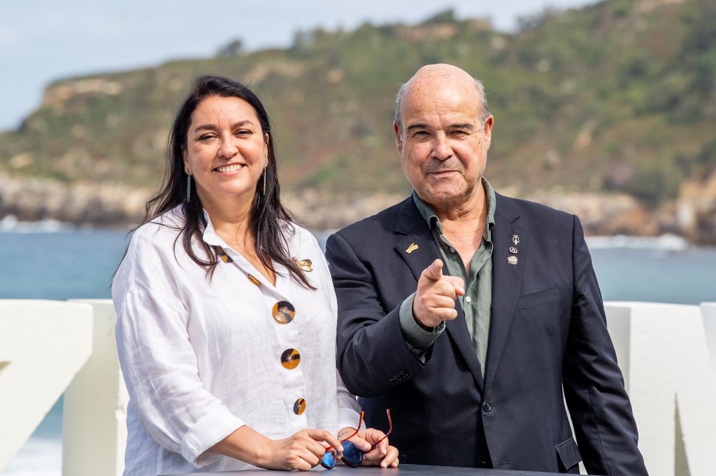 Ana Perez-Lorente (L) and Antonio Resines attend the 'Historias De Nuetro Cine (Stories of Our Cinema)' Photocall during the 67th San Sebastian Film Festival in the northern Spanish Basque city of San Sebastian on September 24, 2019. (Photo by Manuel Romano/NurPhoto via Getty Images)