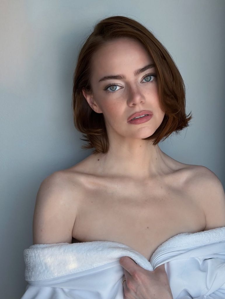 Emma Stone es una de las clientas más frecuentes de Nina Park, quien implementa también esta técnica. 