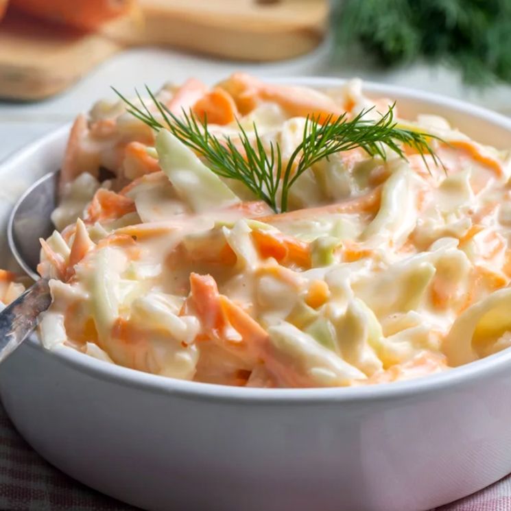 Ensalada Coleslaw.