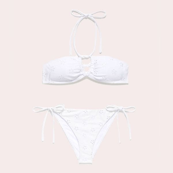 Bandeau bikini bordado suizo de Lefties