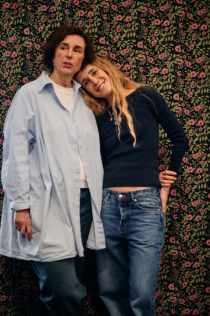 Ynés Suelves con su madre