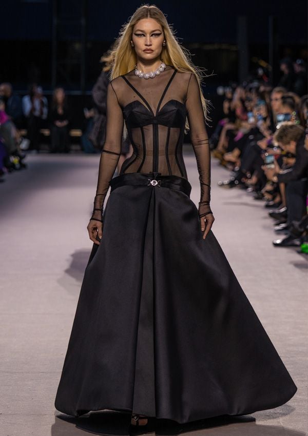 Gigi Hadid versace