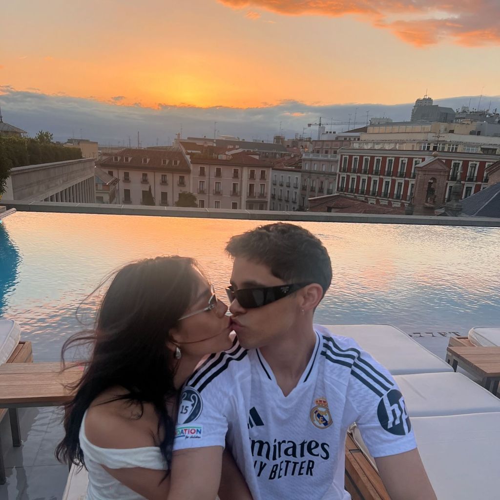 Danna y Álex se han dejado ver sumamente enamorados