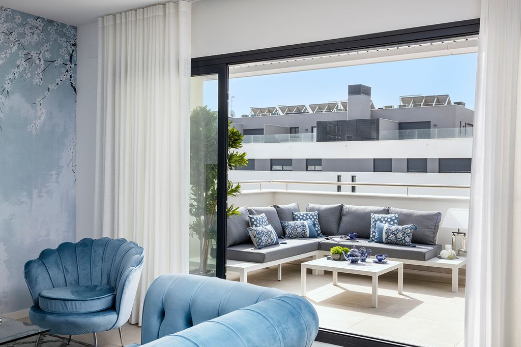Salón conectado con la terraza. 